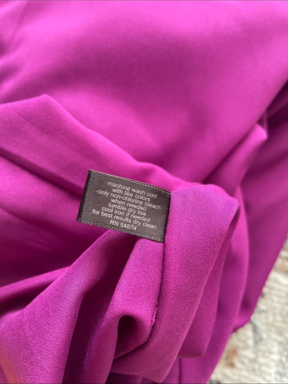 RARE The Limited Fuchsia Pencil Skirt - Picture 10 of 10